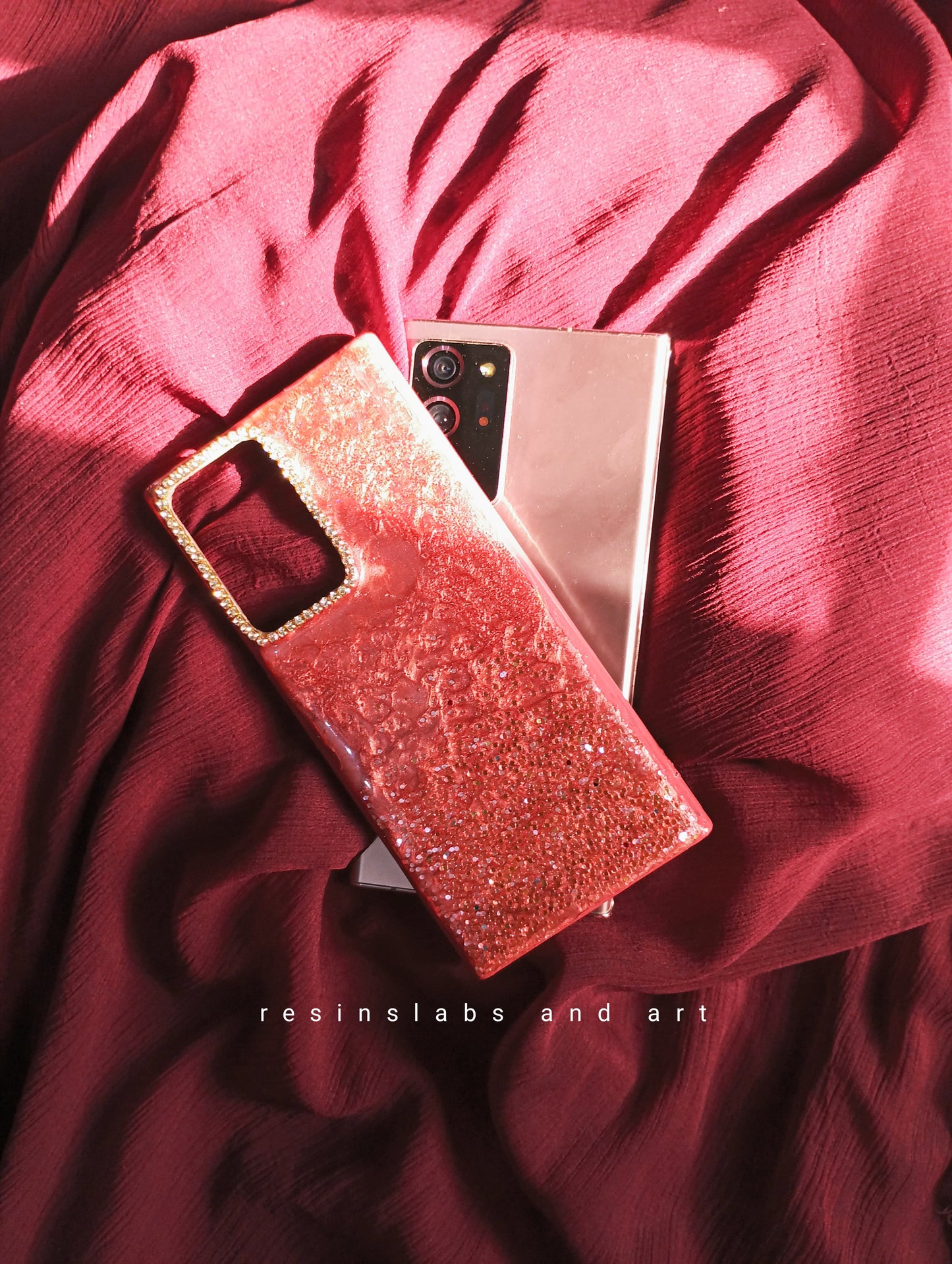 Polish & Pouch | GleamCase | Mobilecoverresin design